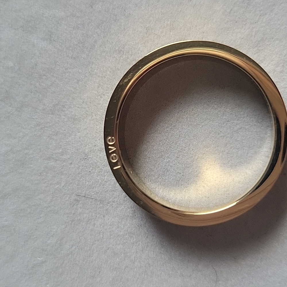Love Ring - Picture 3 of 4